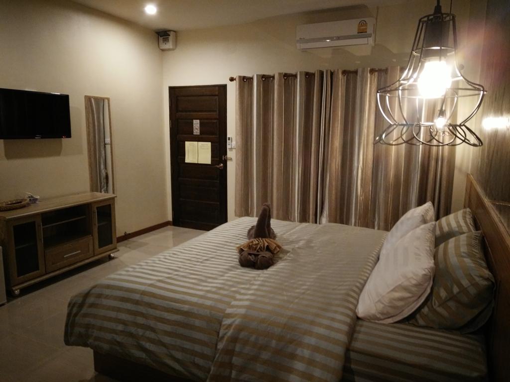 Le Park 23 Boutique Resort Roi Et Exterior photo